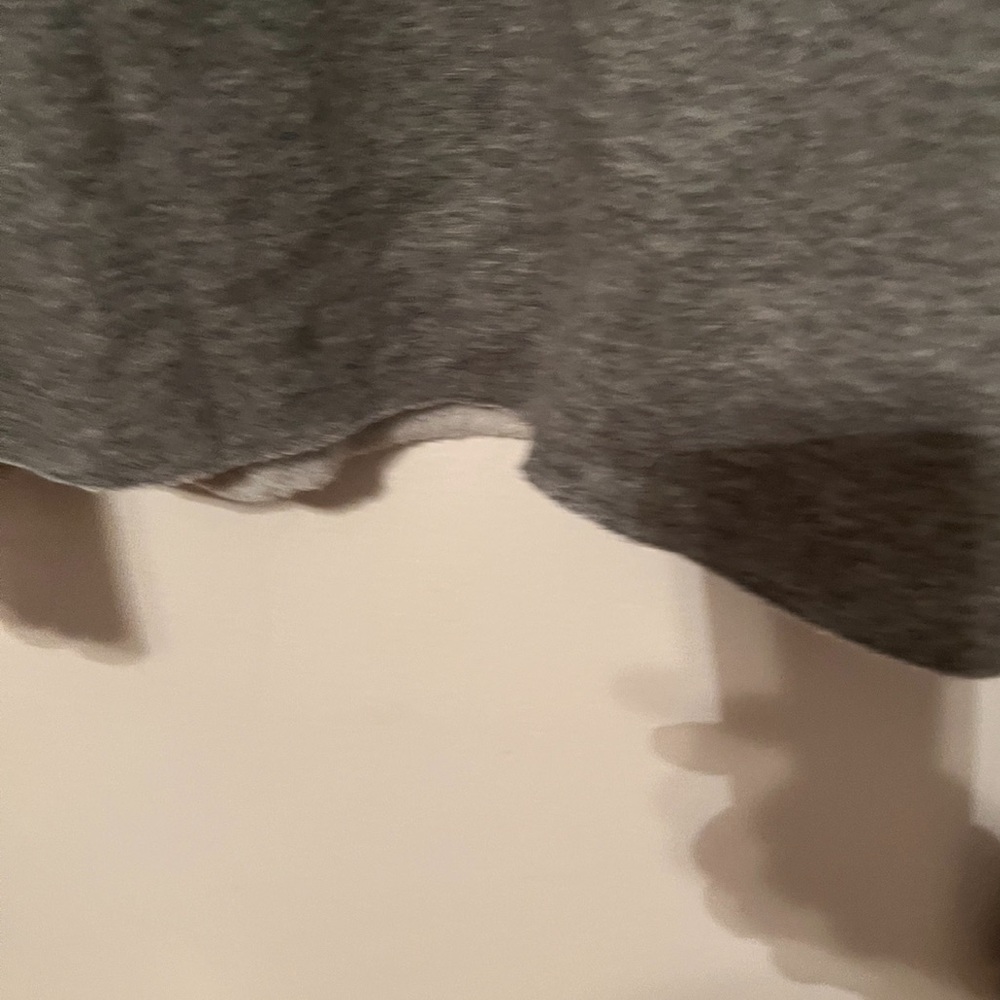 Grey cropped hoodie - Picture 8 of 9